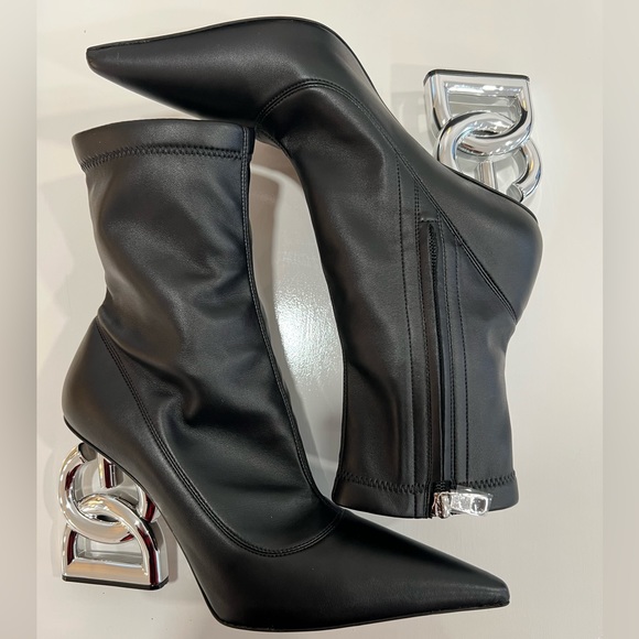 DOLCE AND GABBANA DG Heel Pointed Toe Bootie EU:38 - Picture 2 of 12